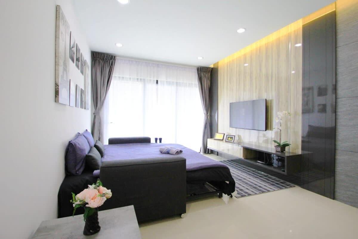 ג'והור בהרו A Stylish High-Floor 2Br Suasana Suites Views מראה חיצוני תמונה